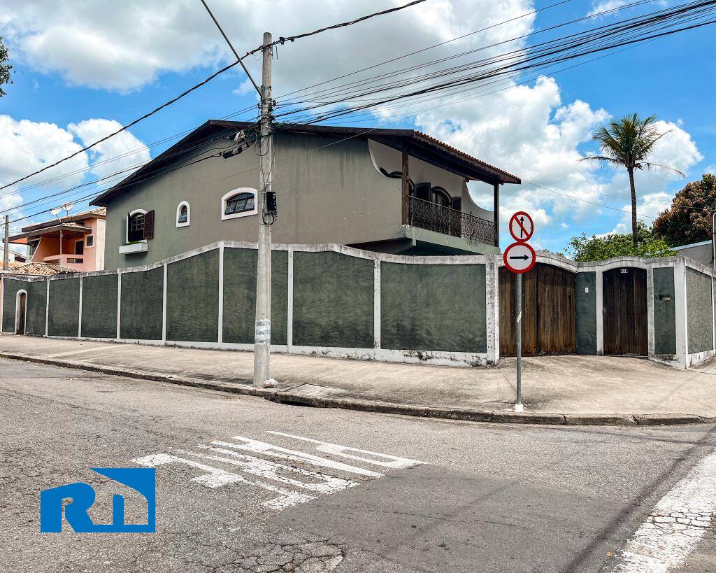 Casa à venda com 4 quartos, 267m² - Foto 30