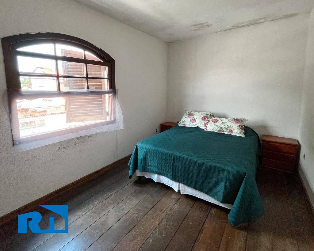 Casa à venda com 4 quartos, 267m² - Foto 23