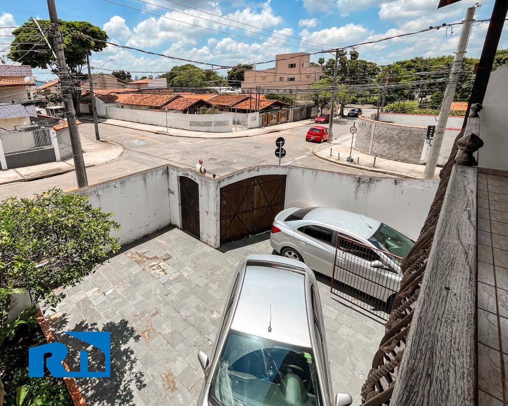 Casa à venda com 4 quartos, 267m² - Foto 18