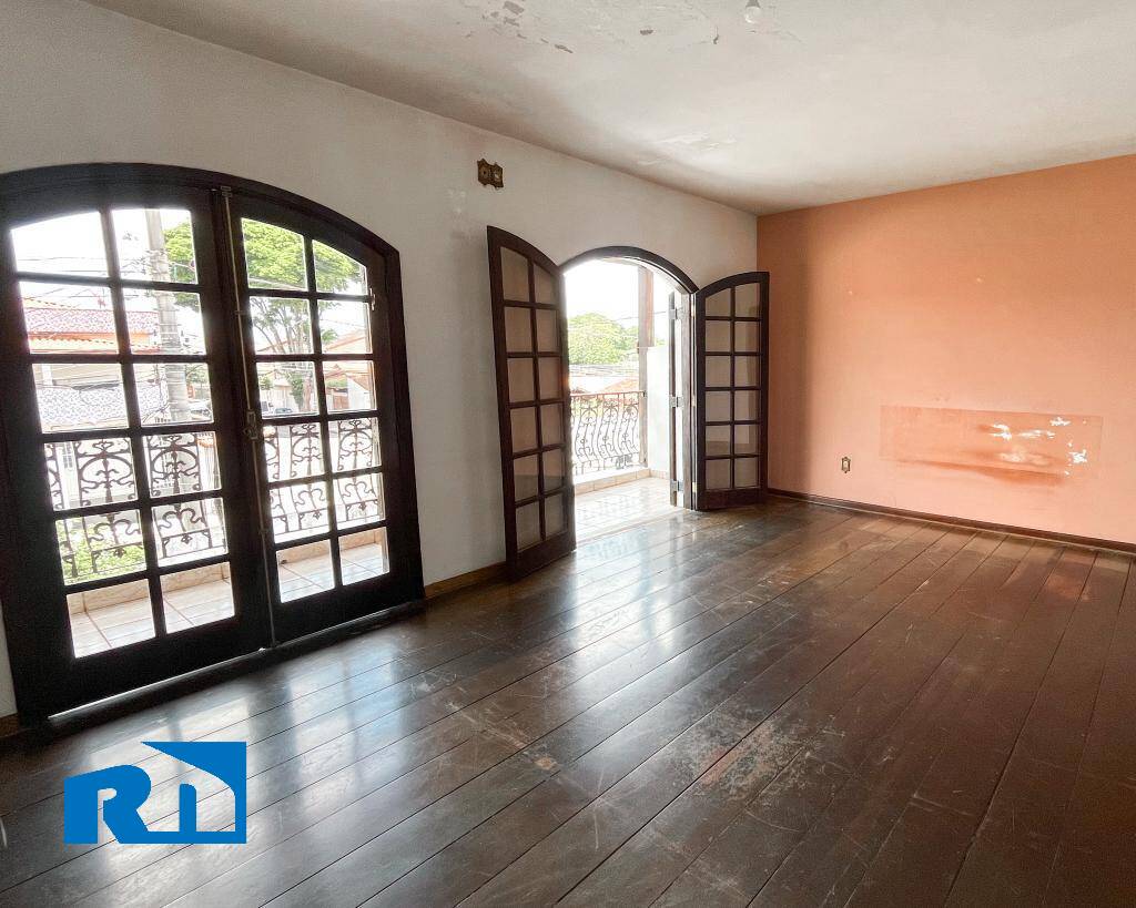 Casa à venda com 4 quartos, 267m² - Foto 15