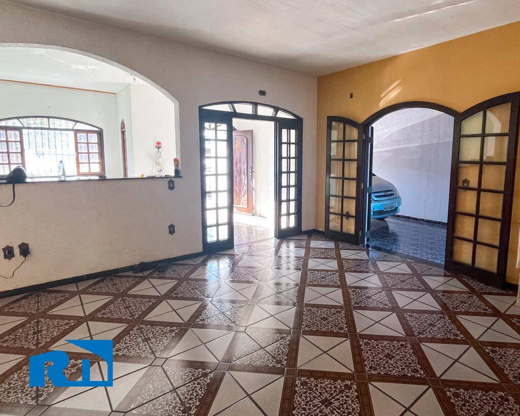 Casa à venda com 4 quartos, 267m² - Foto 10