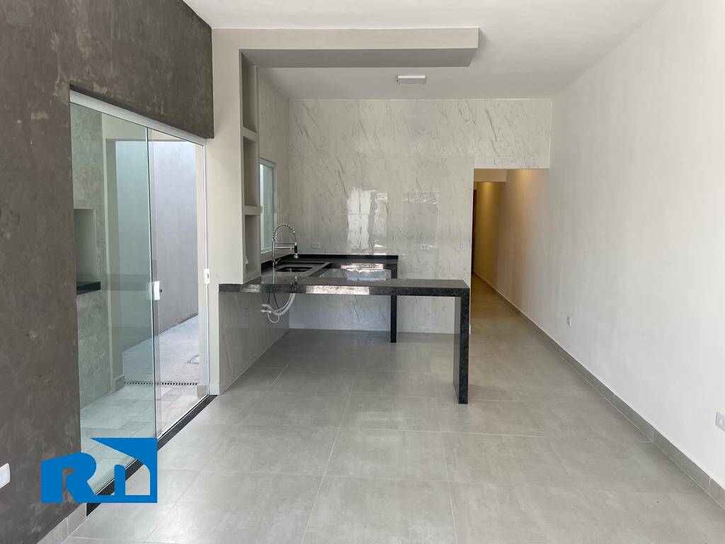 Casa à venda com 3 quartos, 80m² - Foto 5