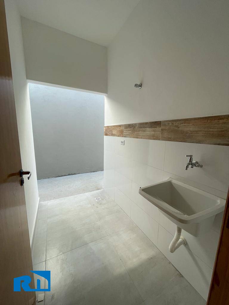 Casa à venda com 3 quartos, 80m² - Foto 27