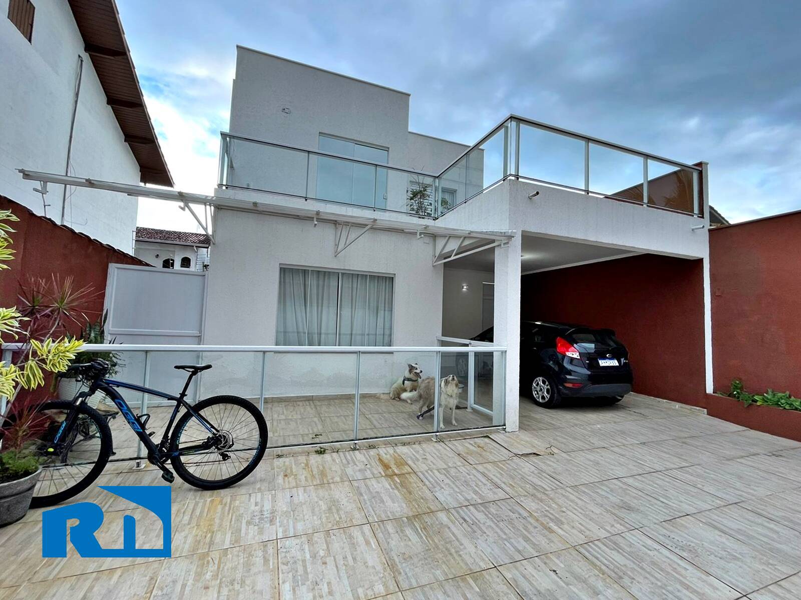 Casa à venda com 4 quartos, 300m² - Foto 3