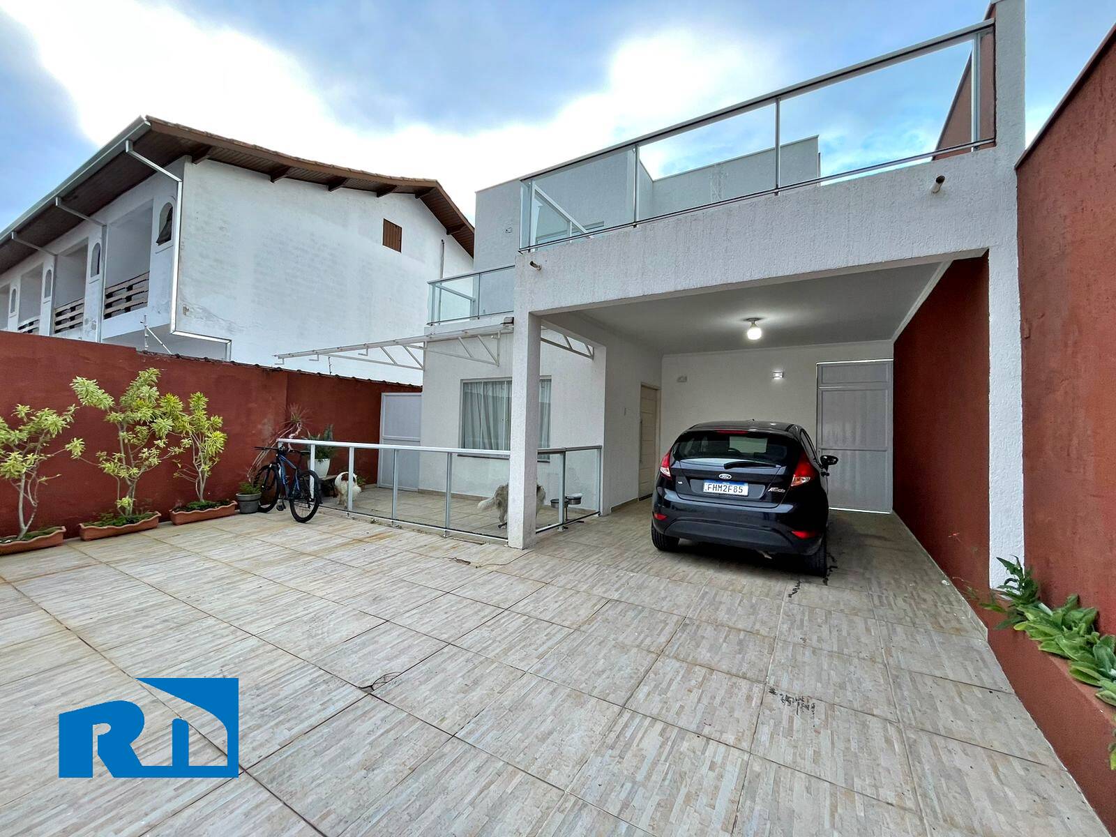 Casa à venda com 4 quartos, 300m² - Foto 4