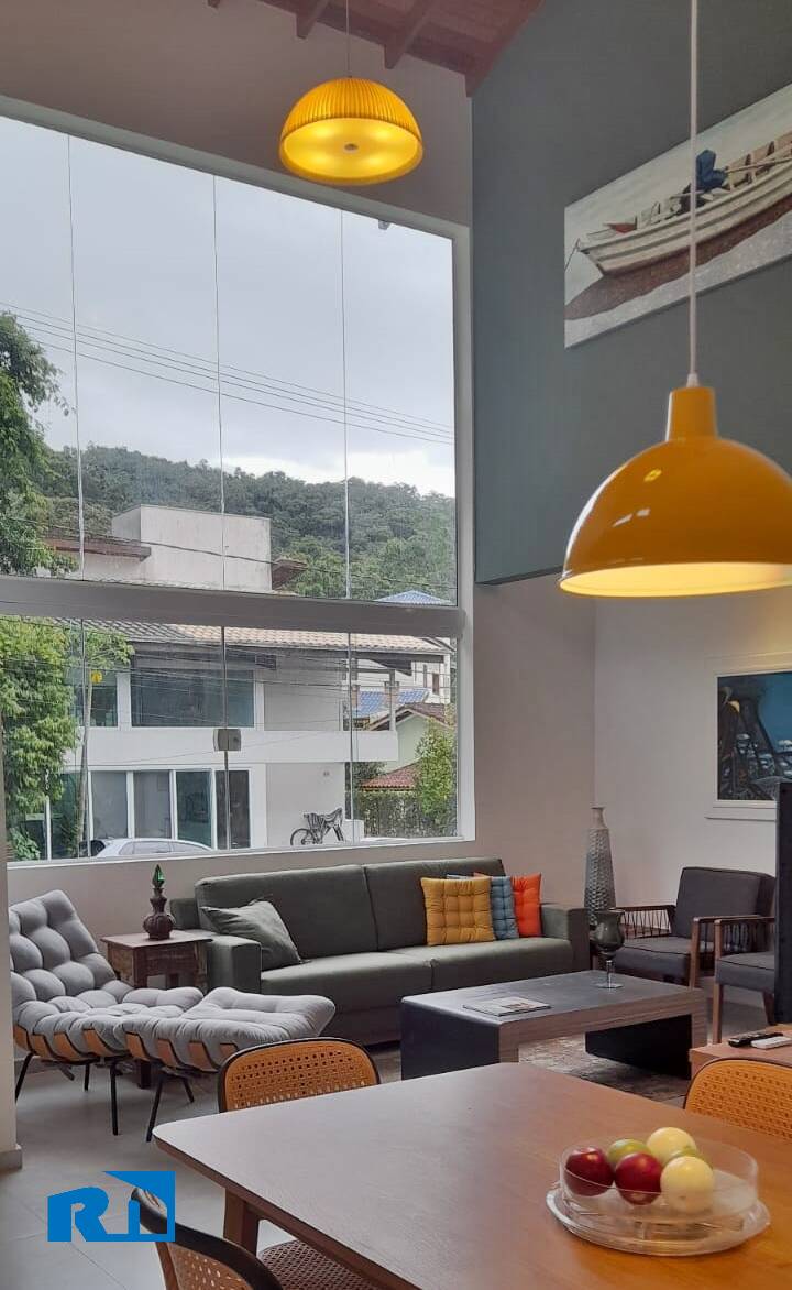 Casa à venda com 3 quartos, 360m² - Foto 5