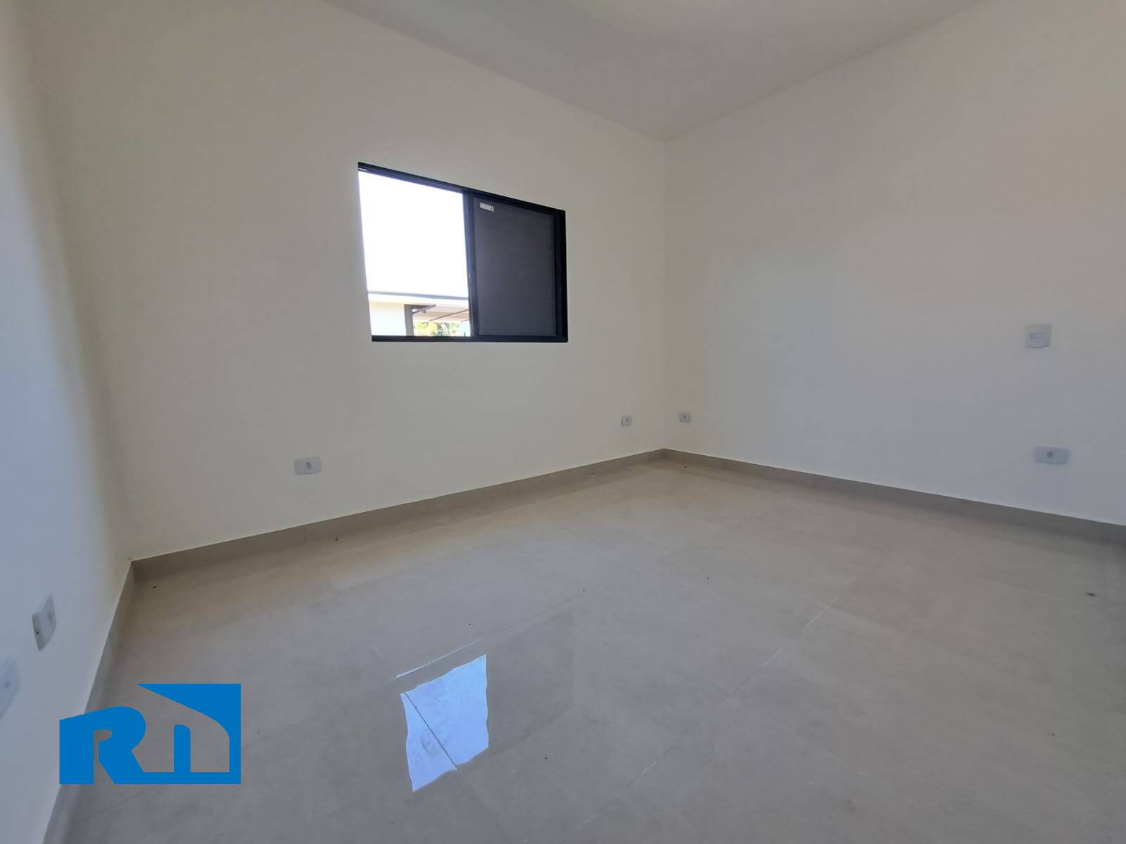 Casa à venda com 3 quartos, 107m² - Foto 9