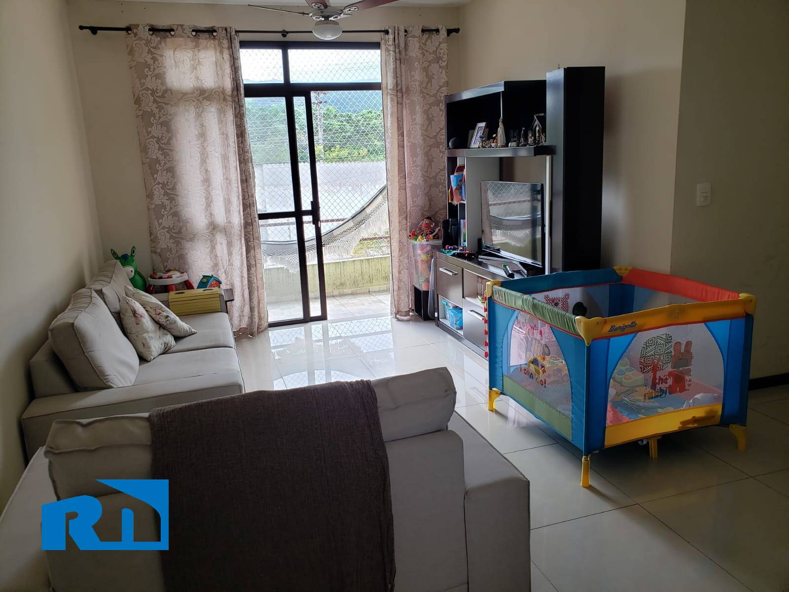 Apartamento à venda com 2 quartos, 72m² - Foto 1