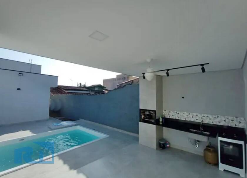 Casa à venda com 4 quartos, 179m² - Foto 18