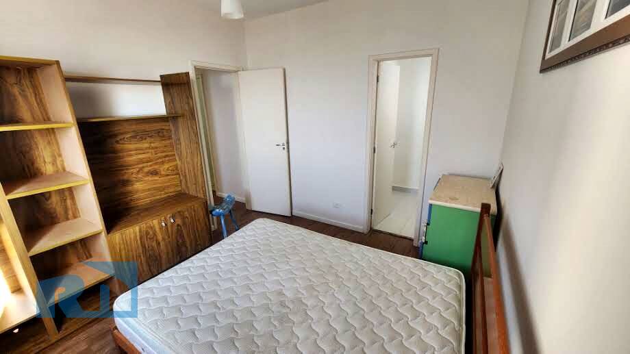 Apartamento à venda com 2 quartos, 66m² - Foto 15