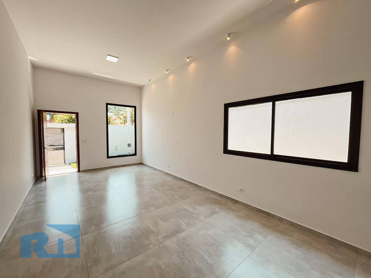 Casa à venda com 3 quartos, 116m² - Foto 3