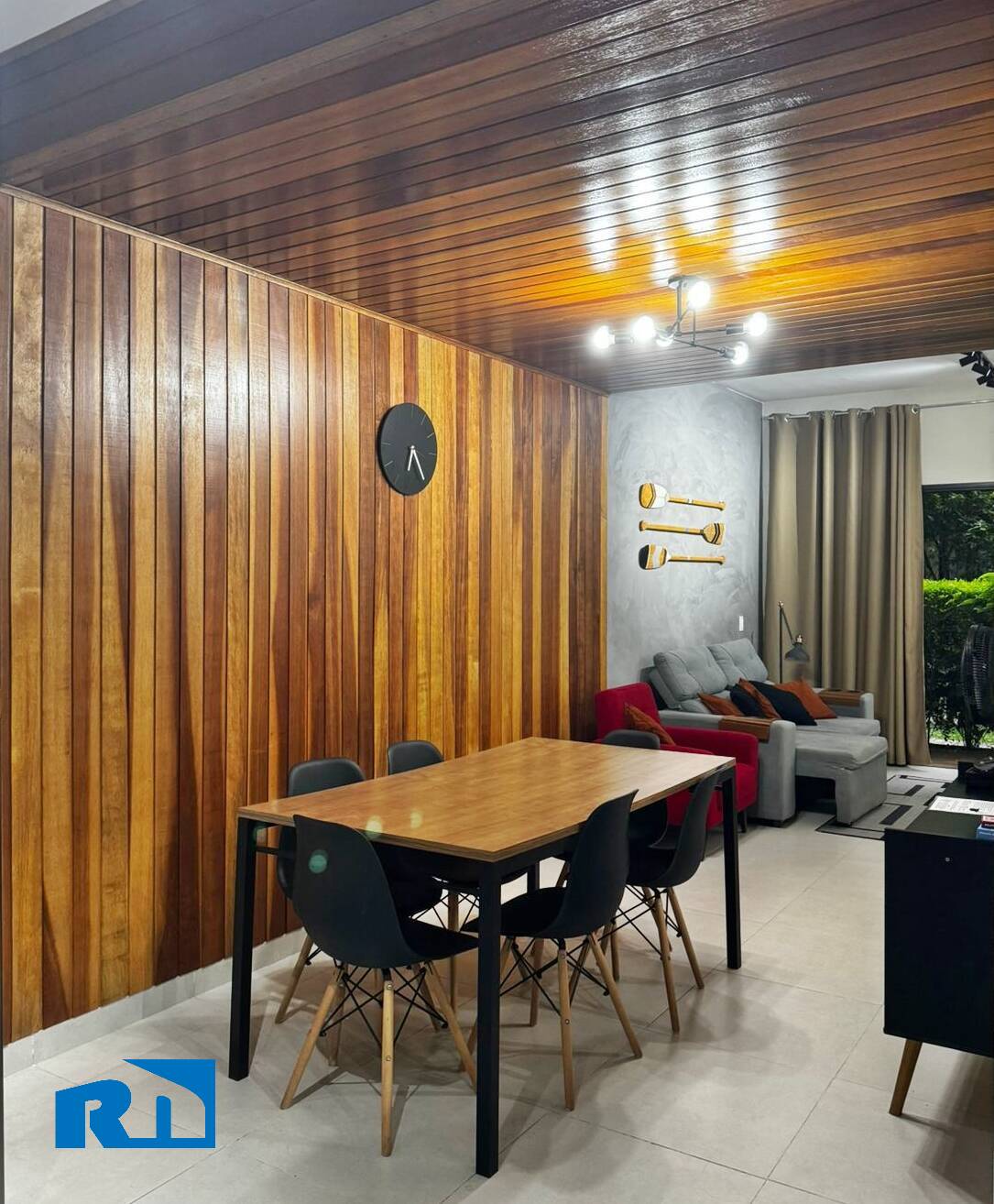 Casa à venda com 2 quartos, 97m² - Foto 2