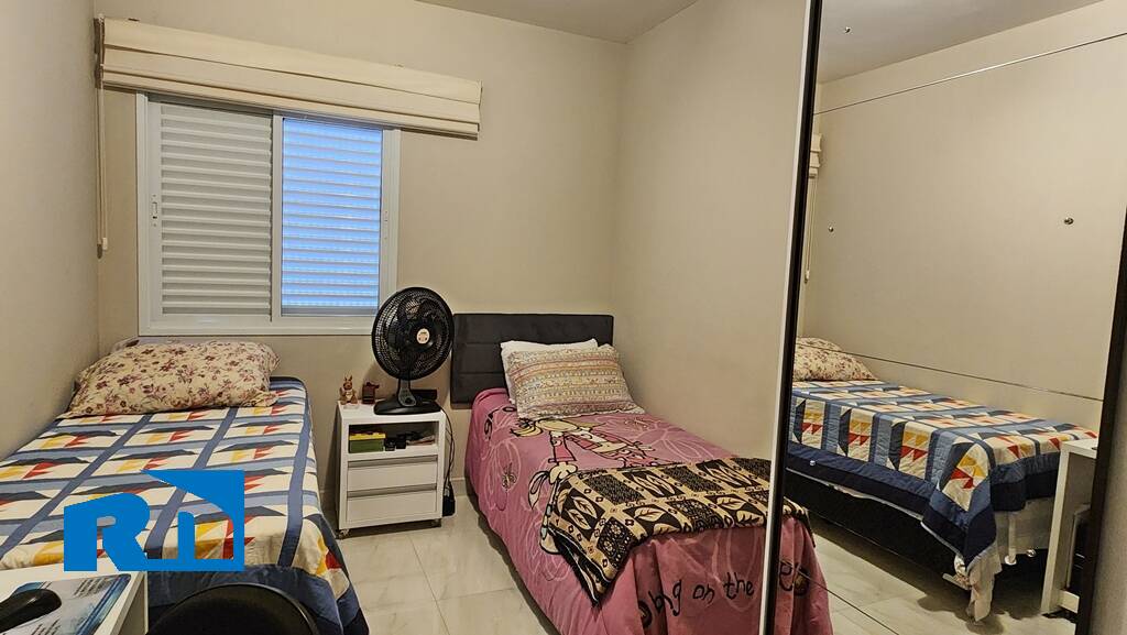 Apartamento à venda com 2 quartos, 66m² - Foto 11