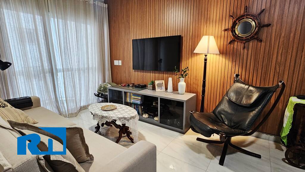 Apartamento à venda com 2 quartos, 66m² - Foto 1