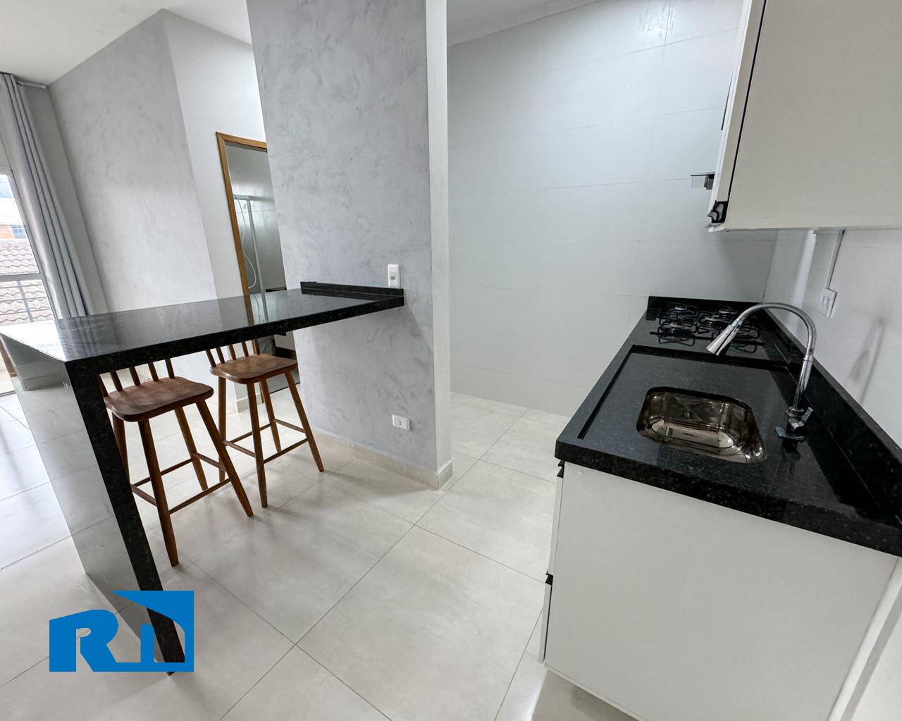 Apartamento à venda com 2 quartos, 64m² - Foto 11