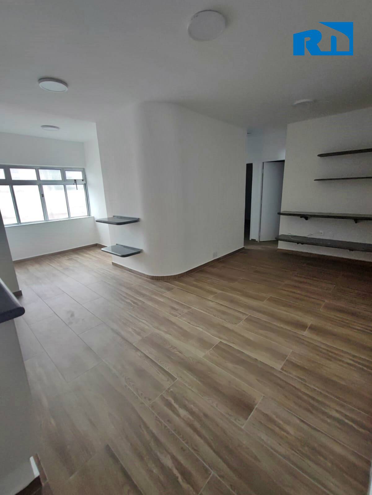 Apartamento à venda com 3 quartos, 70m² - Foto 2