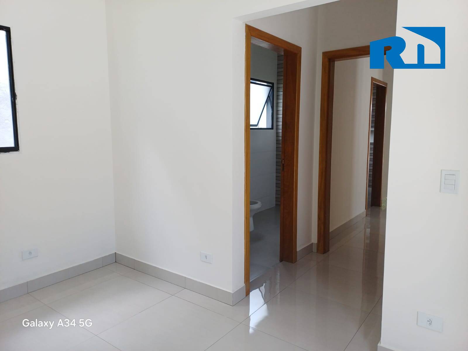 Casa à venda com 3 quartos, 312m² - Foto 4