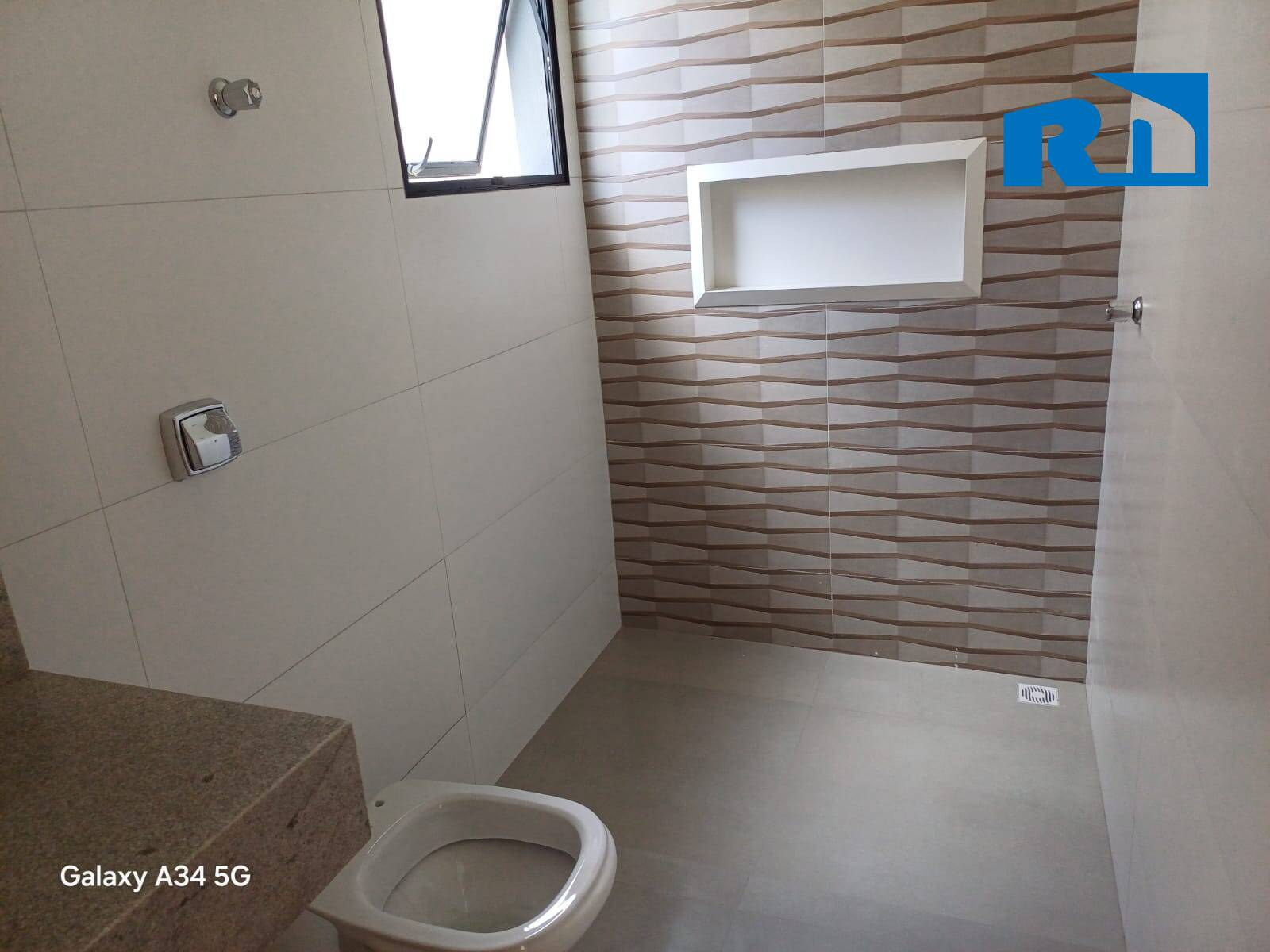 Casa à venda com 3 quartos, 312m² - Foto 13