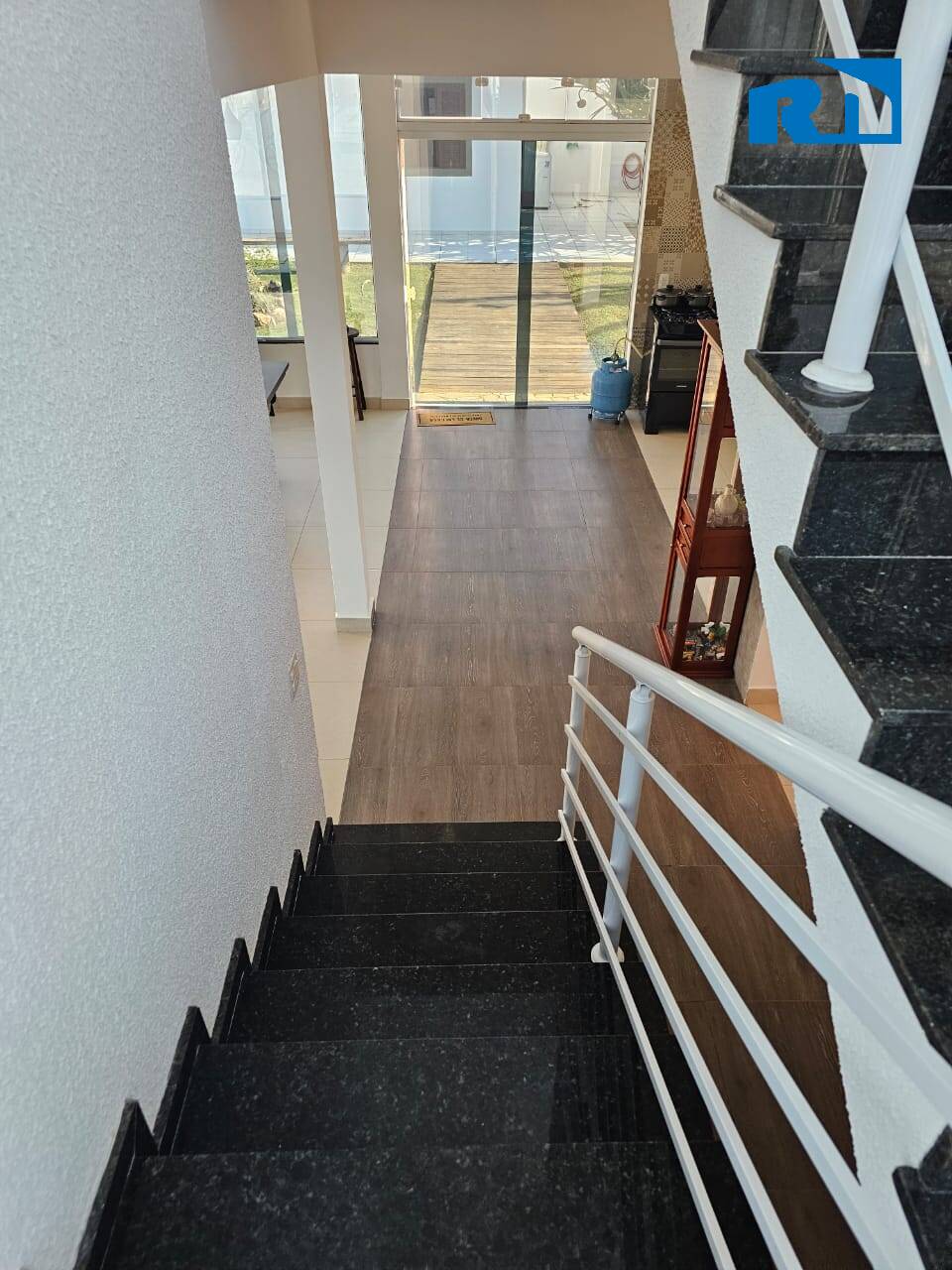 Casa à venda com 4 quartos, 300m² - Foto 23