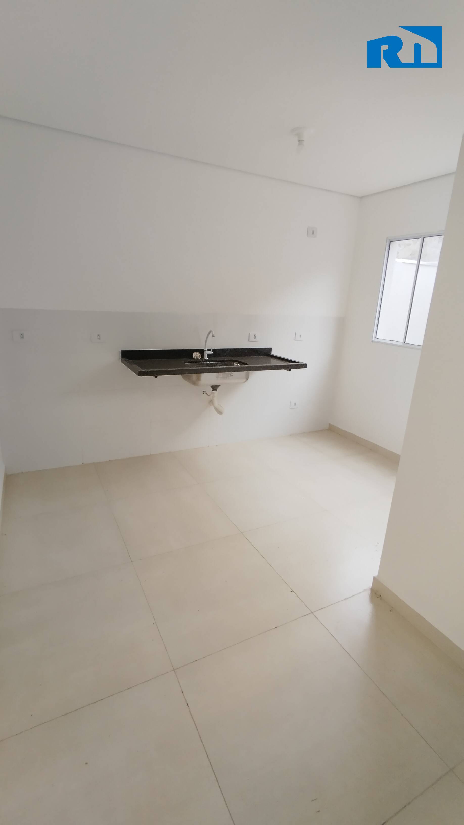 Casa para alugar com 2 quartos, 60m² - Foto 4