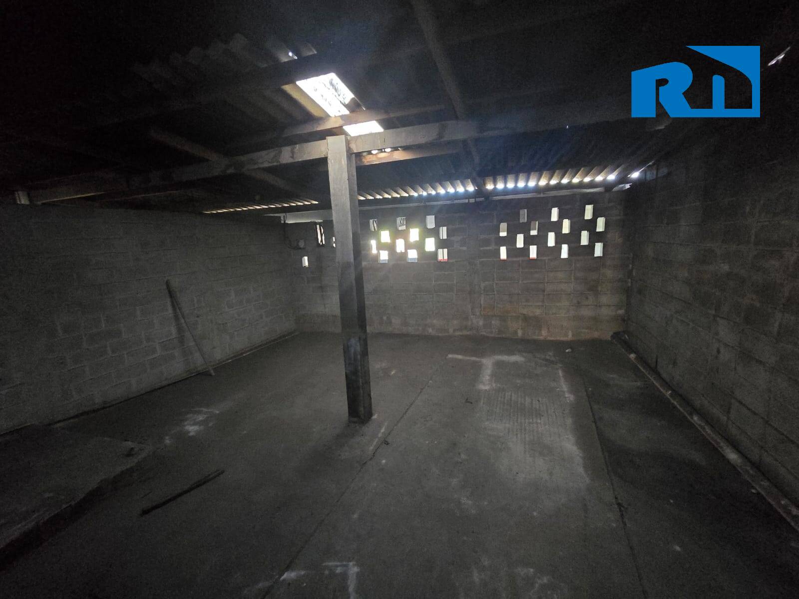 Depósito-Galpão-Armazém à venda e aluguel, 700m² - Foto 8