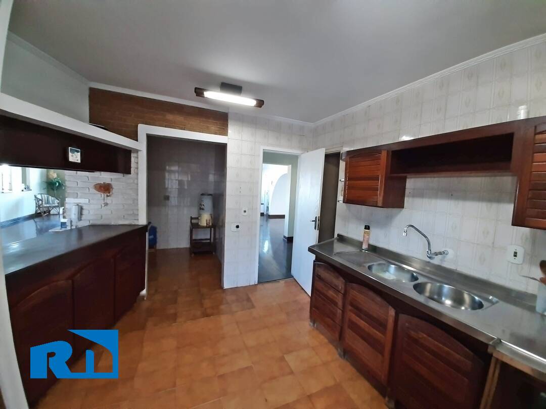 Apartamento para alugar com 4 quartos, 256m² - Foto 10