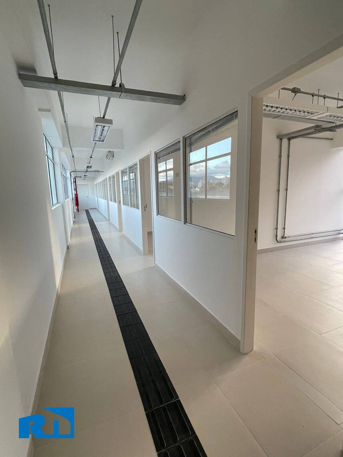 Prédio Inteiro para alugar, 997m² - Foto 21