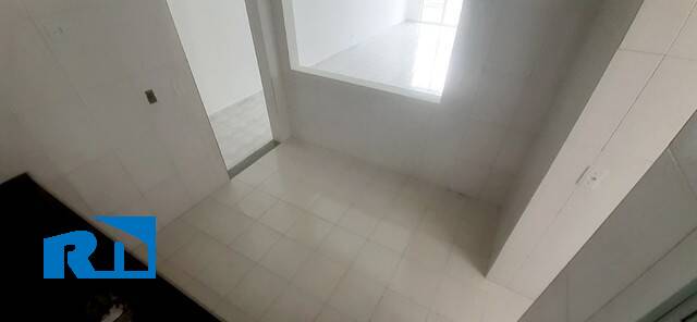 Apartamento para alugar com 2 quartos, 83m² - Foto 12